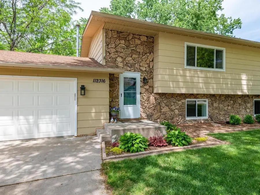 112316 Baxter Court, Chaska, MN 55318 - #3