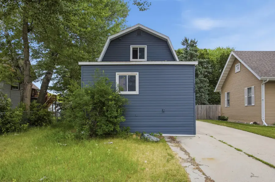 1306 18th Street S, Fargo, ND 58103 - #2