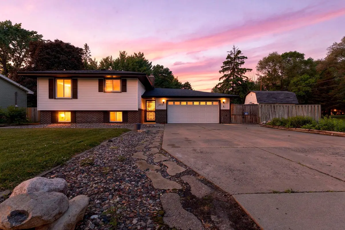2515 Hillview Road, Mounds View, MN 55112 - #1