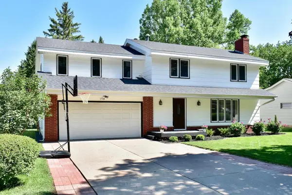1758 Edgewood Road, Winona, MN 55987