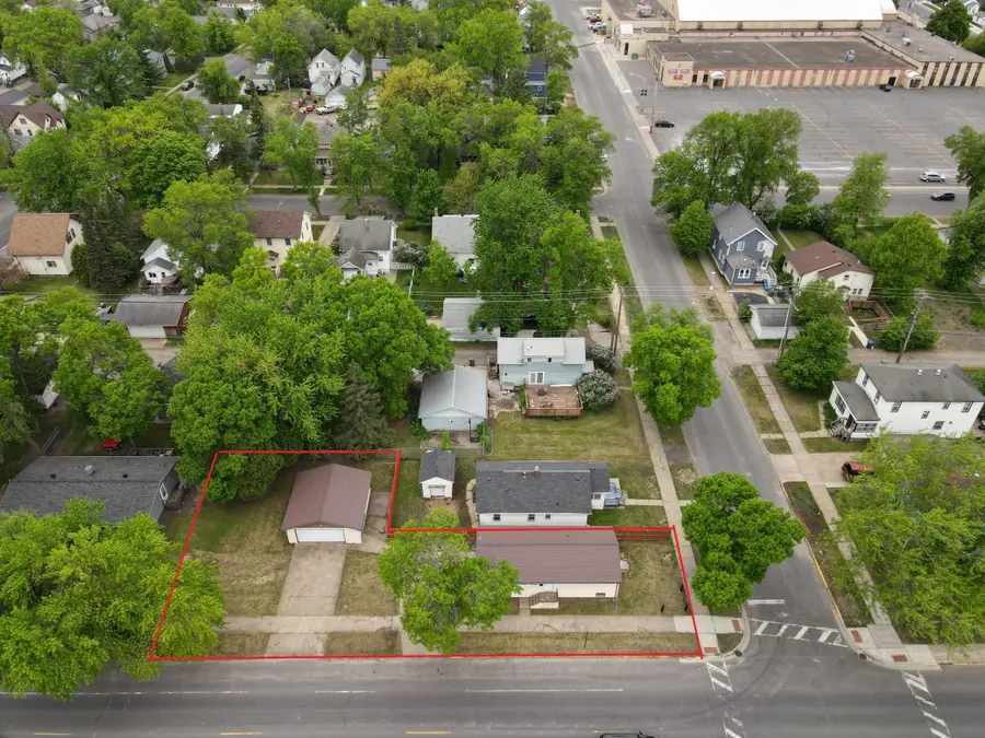 2401 7th Avenue E, Hibbing, MN 55746 - #2
