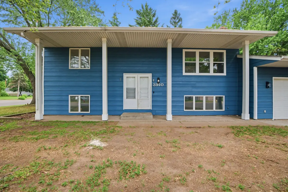3910 65th Street E, Inver Grove Heights, MN 55076 - #1
