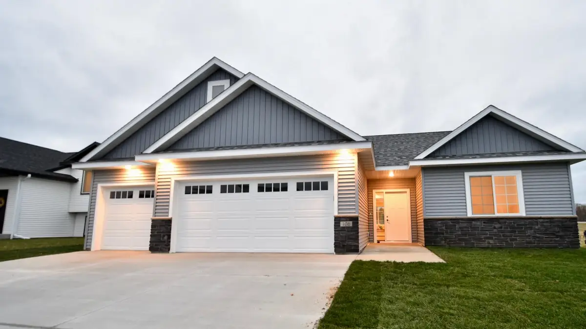 106 Fairway Street, Zumbrota, MN 55992 - #1