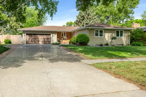 3308 Elm Street N, Fargo, ND 58102