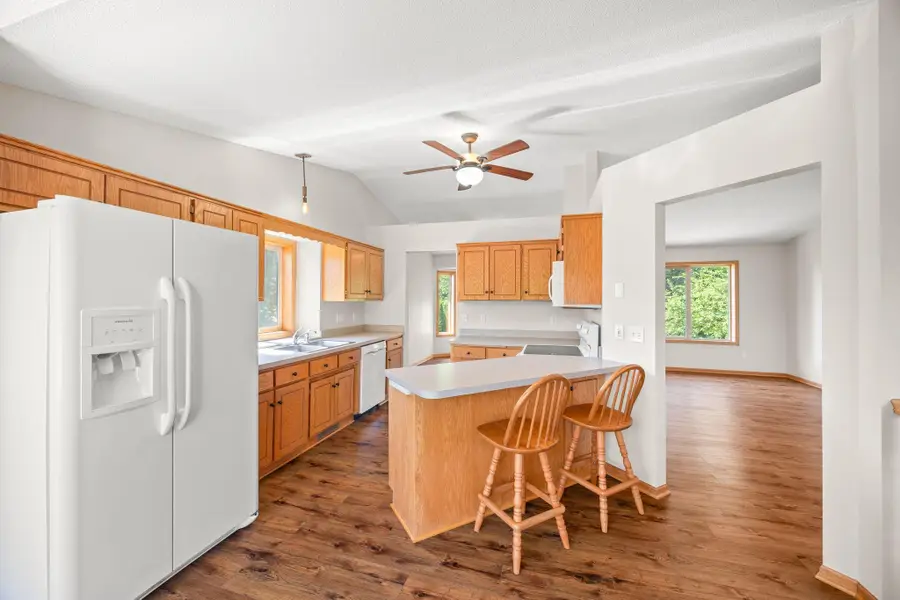 488 Thomas Avenue, Shakopee, MN 55379 - #3