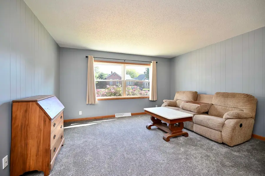 501 E Howard (10th) Street, Winona, MN 55987 - #3