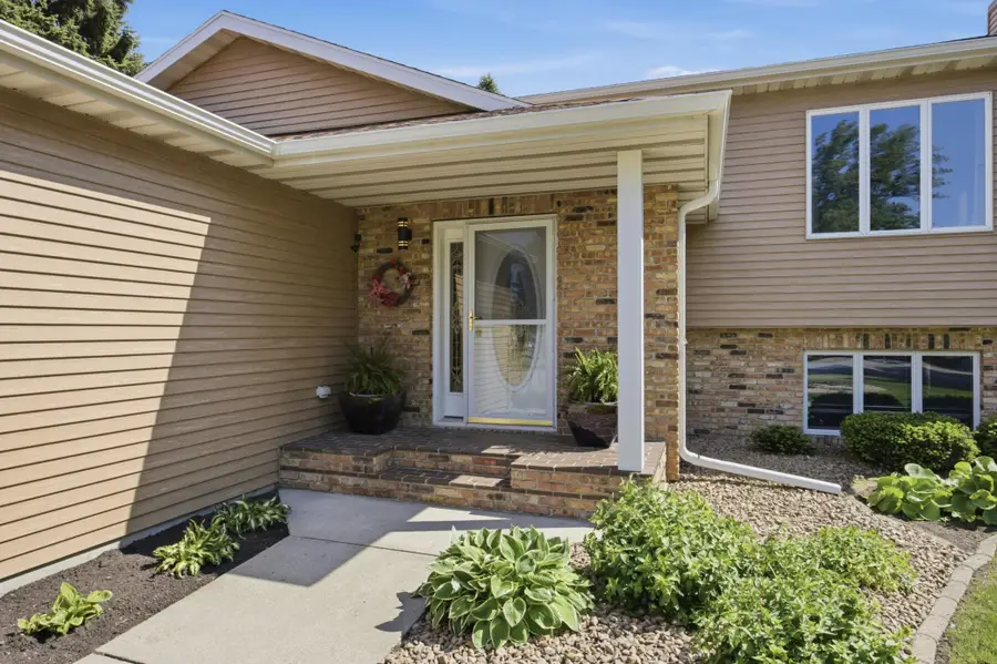 603 34th Avenue S, Moorhead, MN 56560 - #3