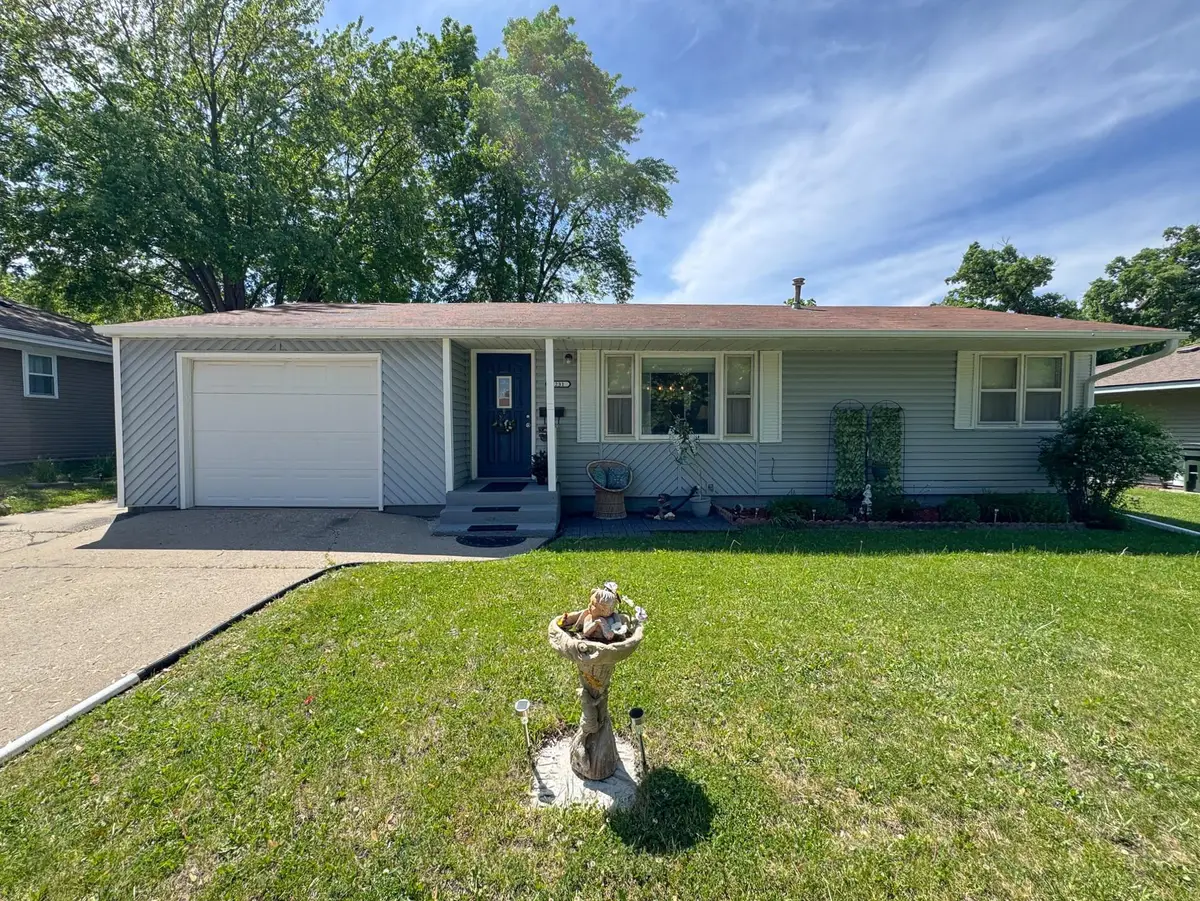 1231 N Baird Avenue, Fergus Falls, MN 56537 - #1