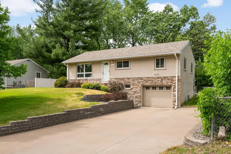 117 91st Lane Ne, Blaine, MN 55434 - #3