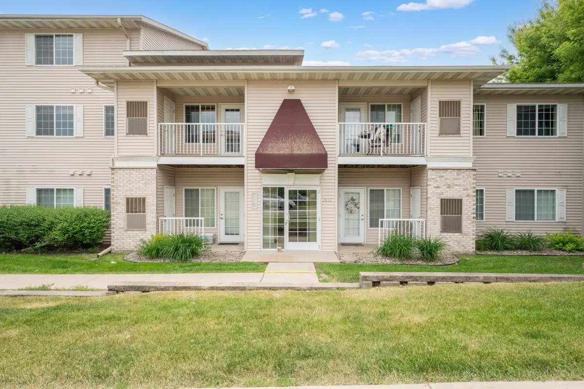 3812 9th Street Nw #C, Rochester, MN 55901 - #1