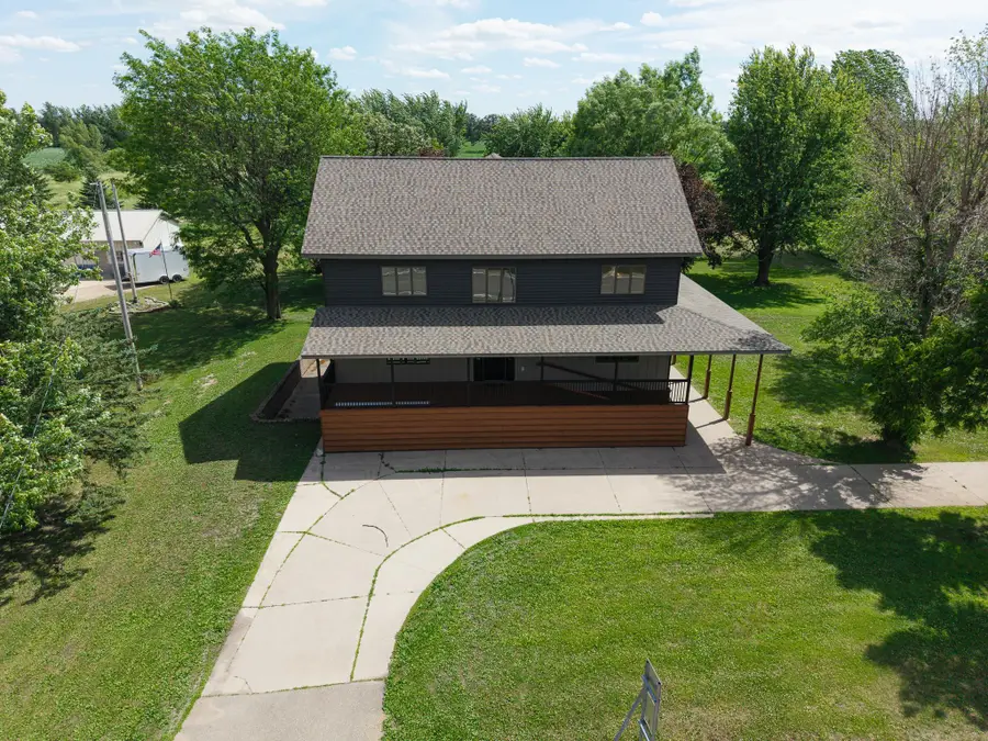 831 2nd Street Sw, Glenville, MN 56036 - #2