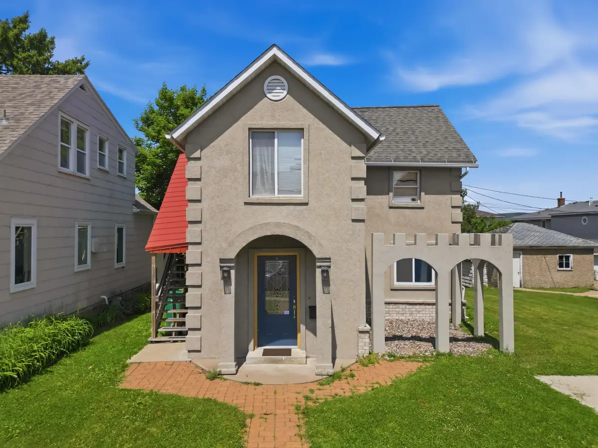 119 Main Street E, Wabasha, MN 55981 - #1