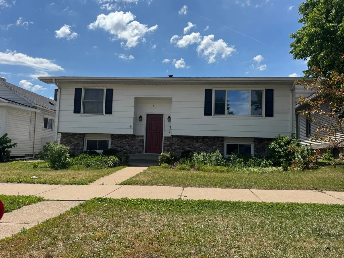 723 E Broadway Street, Winona, MN 55987 - #1