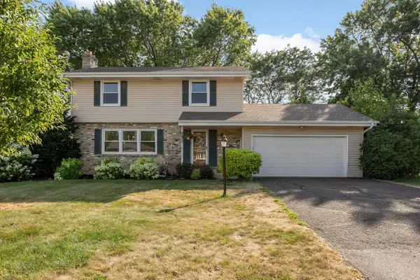 8473 Meadow Lake Road N, New Hope, MN 55428