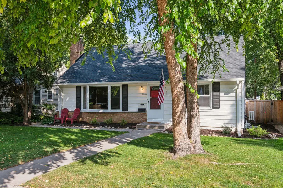 2010 W 54th Street, Minneapolis, MN 55419 - #2