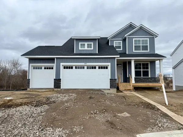 1667 Meadows Drive, East Bethel, MN 55011