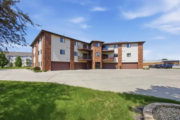 2629 35th Avenue S #305, Fargo, ND 58104