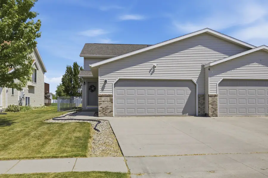 4251 39th Avenue S, Fargo, ND 58104 - #2