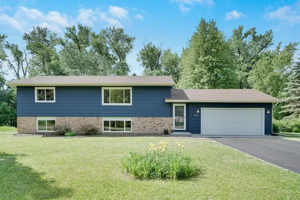 900 James Street, Lino Lakes, MN 55014