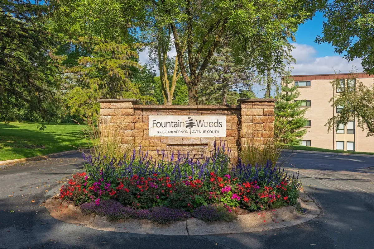 6670 Vernon Avenue S #103, Edina, MN 55436 - #1