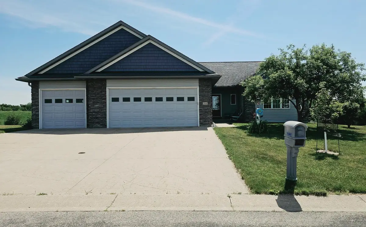 1646 Cherry Street E, Mazeppa, MN 55956 - #1