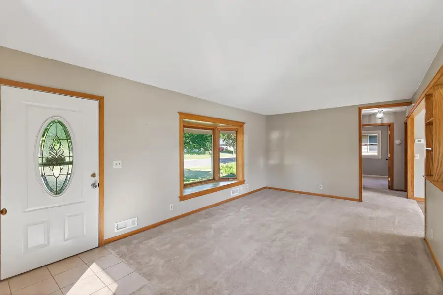 7846 Gresham Lane S, Cottage Grove, MN 55016 - #2