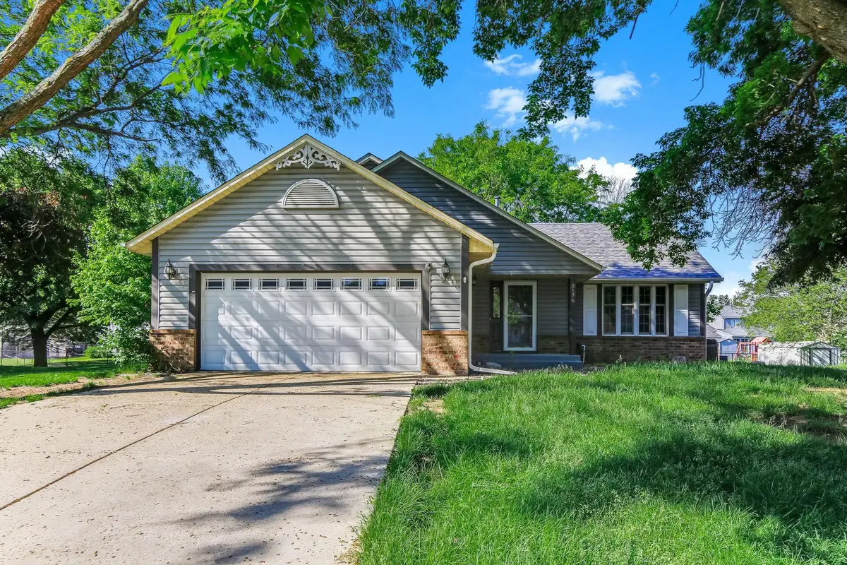 2176 Leyland Alcove, Woodbury, MN 55125 - #1