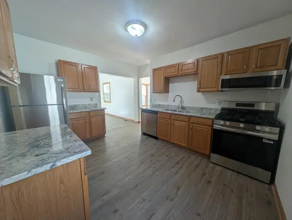 880 Jackson Street, Saint Paul, MN 55117