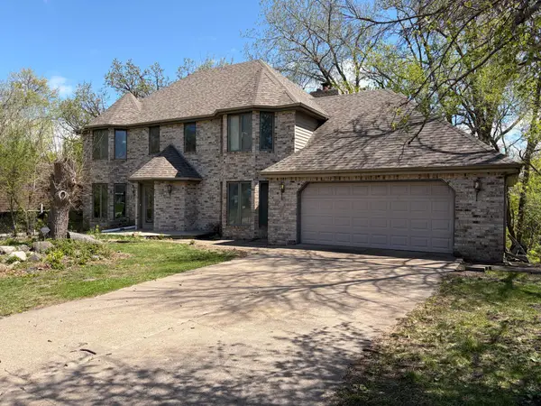 5505 Matterhorn Drive Ne, Fridley, MN 55432