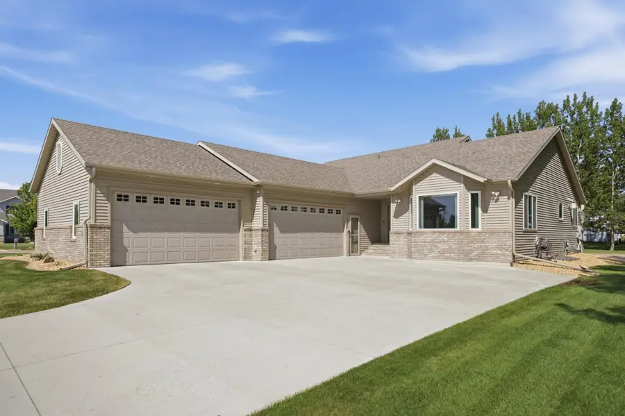 3653 N Sedona Court, West Fargo, ND 58078 - #3