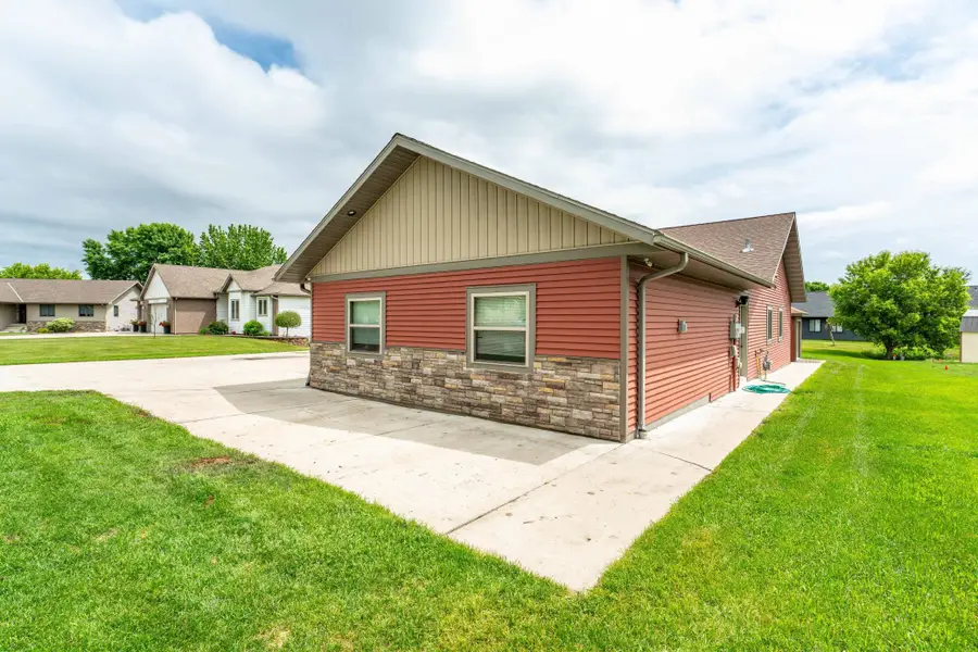 1506 Viking Court, Fergus Falls, MN 56537 - #3