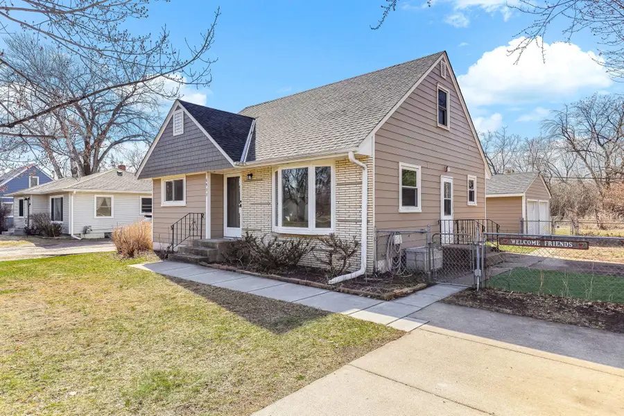 8933 Wally Drive, Golden Valley, MN 55427 - #2