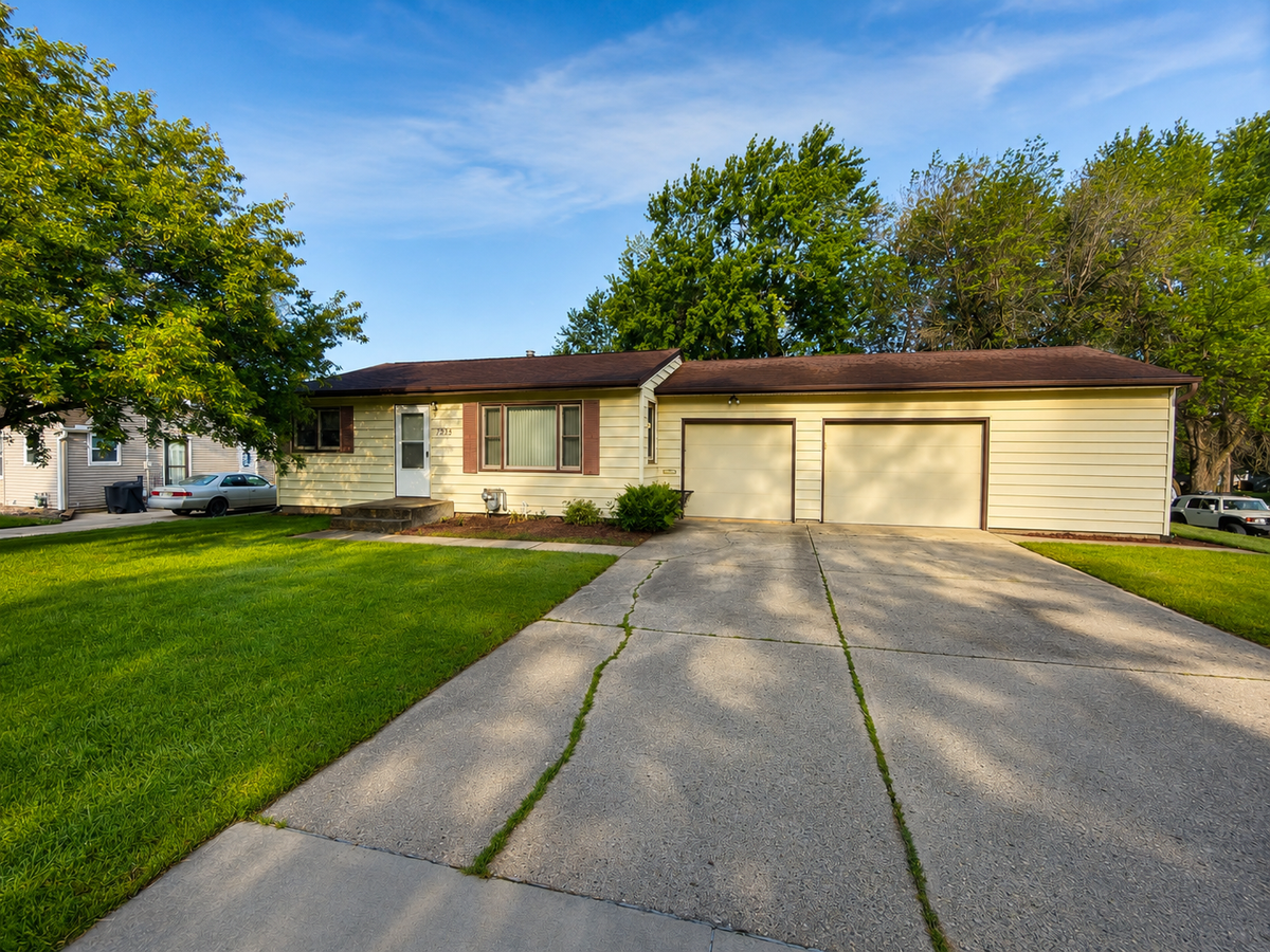 1238 Bigelow Avenue, Owatonna, MN 55060 - #1