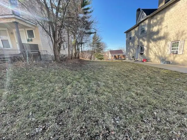 678 Lawson Avenue E, Saint Paul, MN 55106 - #2