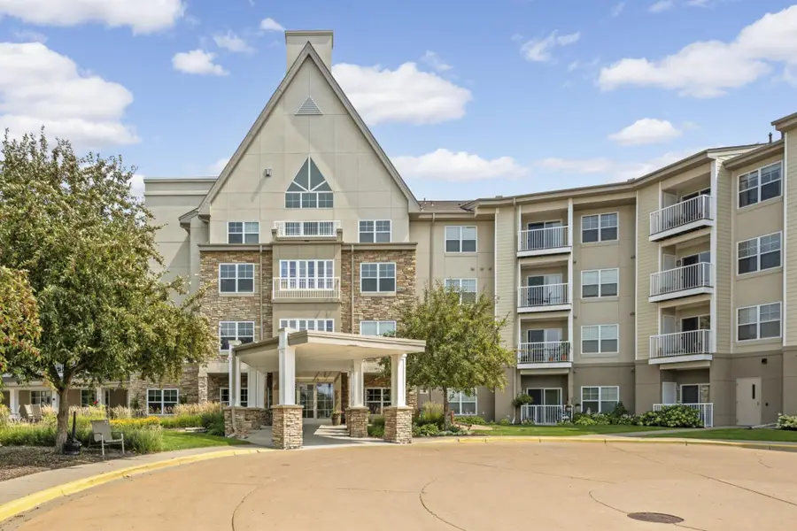 5650 Boone Avenue N #116, New Hope, MN 55428 - #2