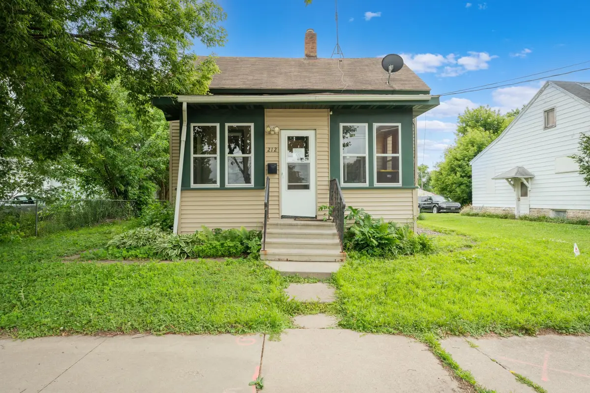 212 8th Street Nw, Rochester, MN 55901 - #1