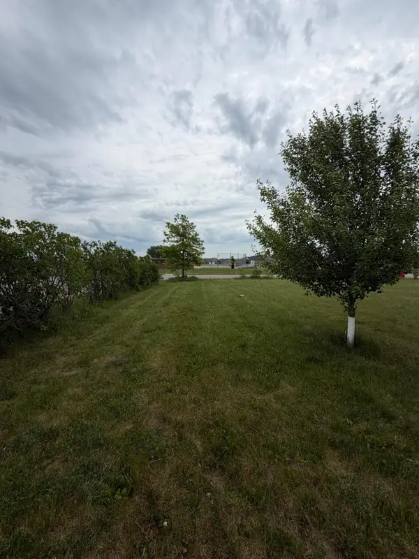 611 11th Avenue Ne, Kasson, MN 55944