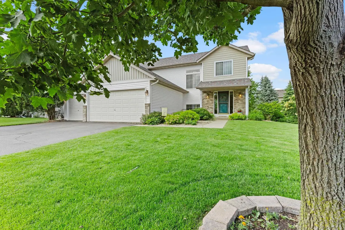2721 Pampas Court, Shakopee, MN 55379 - #1