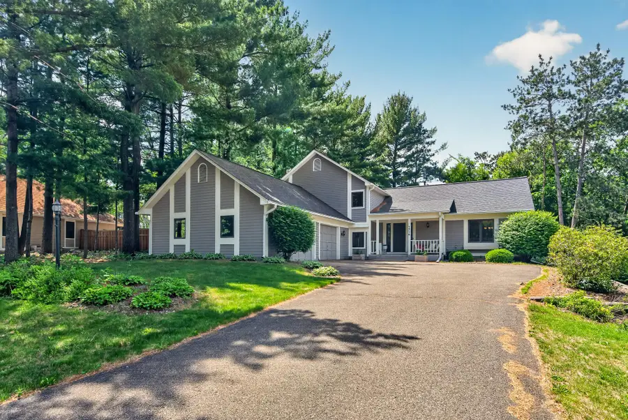 7714 74th Street S, Cottage Grove, MN 55016 - #2