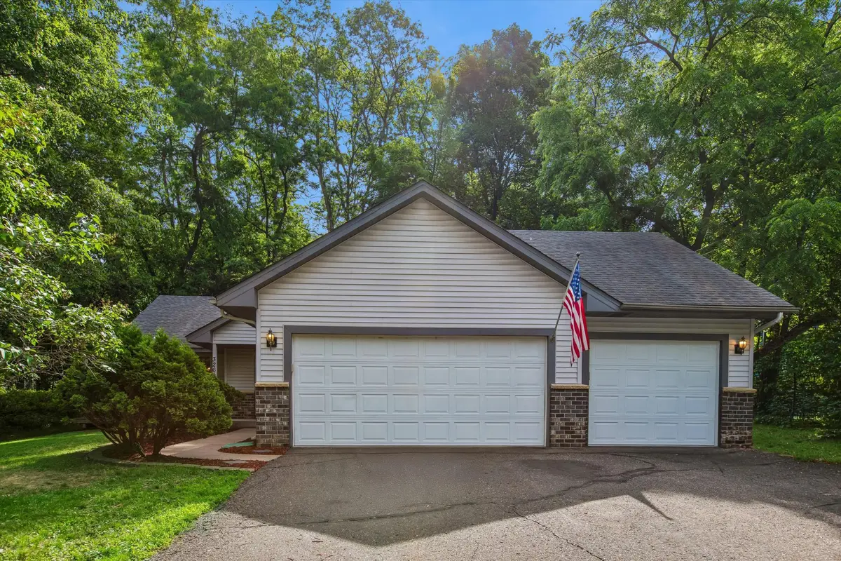 326 Warner Avenue N, Mahtomedi, MN 55115 - #1