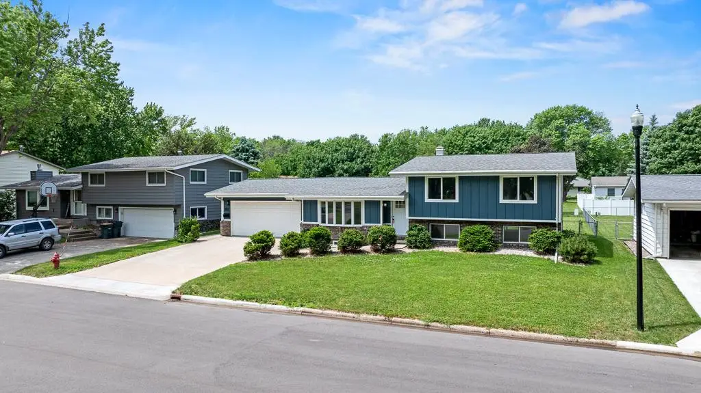 600 Lawrence Street, Marshall, MN 56258 - #1