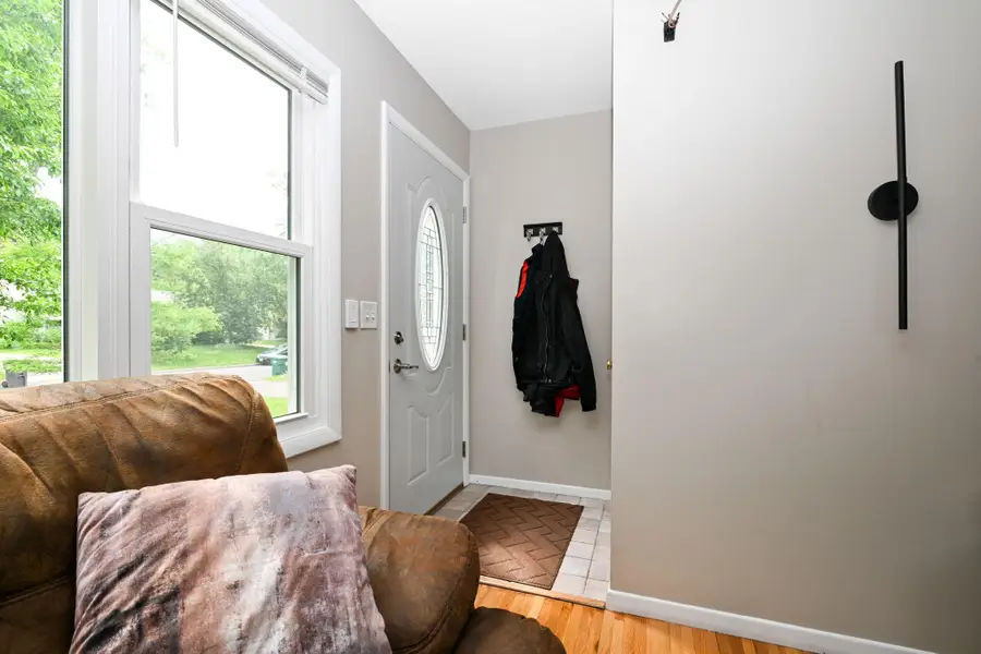 1031 Sumter Avenue N, Golden Valley, MN 55427 - #3