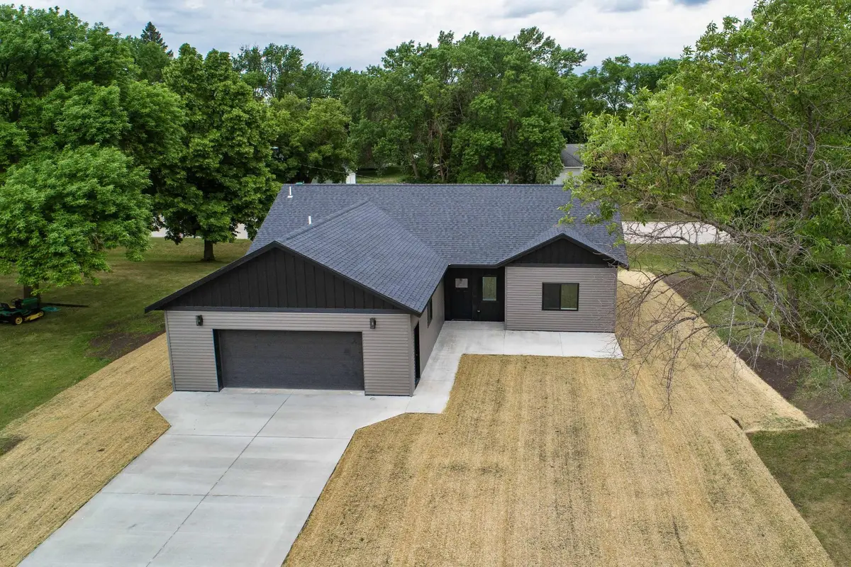 313 1st Street Ne, Rothsay, MN 56579 - #1