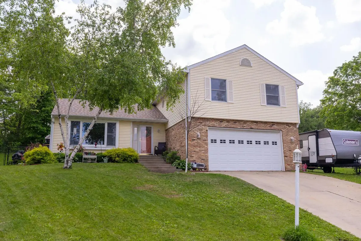 2217 Regent Lane Sw, Rochester, MN 55902 - #1