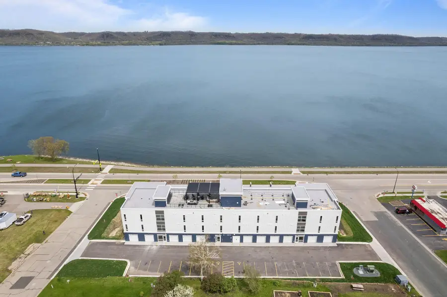 907 N Lakeshore Drive #207, Lake City, MN 55041 - #3