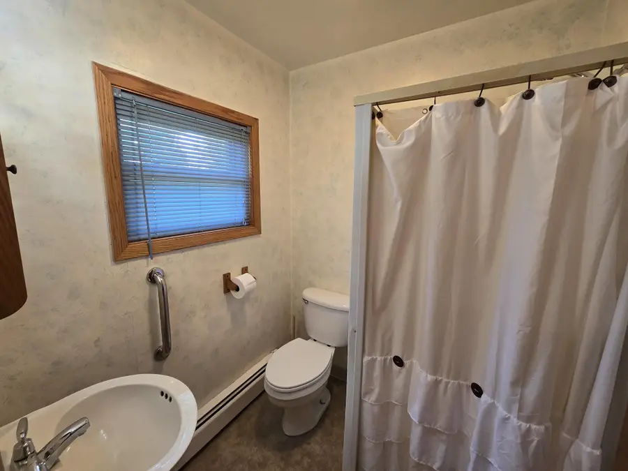 321 E Scharf Avenue, Vergas, MN 56587 - #3