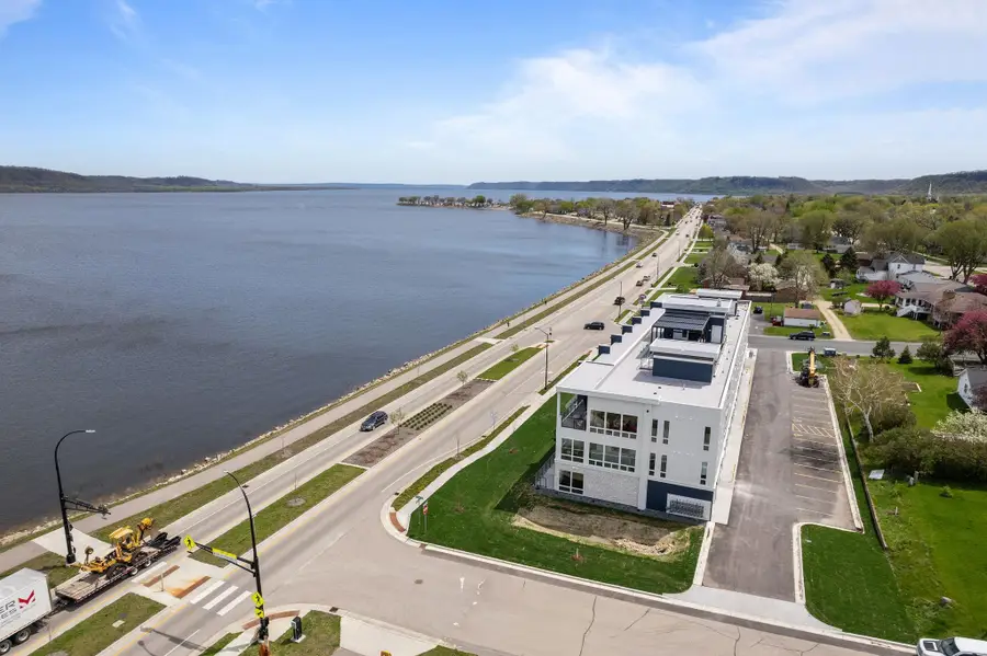 907 N Lakeshore Drive #305, Lake City, MN 55041 - #2