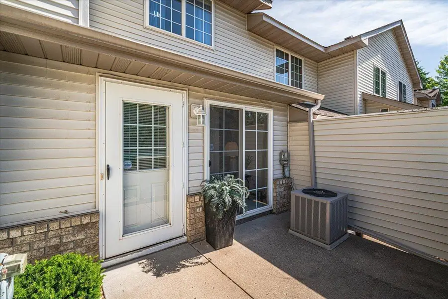 2775 W Ranchview Lane N #4, Plymouth, MN 55447 - #3
