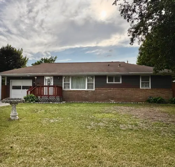 5913 Colfax Avenue N, Brooklyn Center, MN 55430