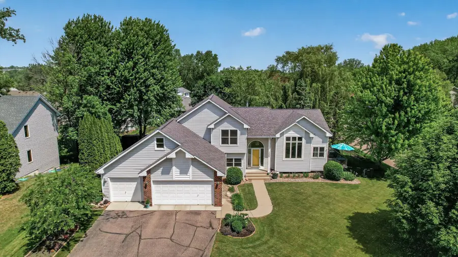 1225 Earle Way, Burnsville, MN 55306 - #2